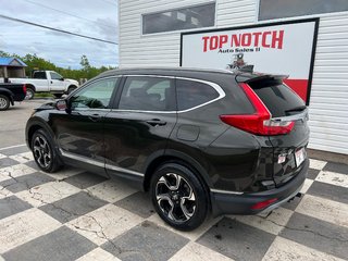 2017  CR-V Touring - AWD, Leather, Sunroof, Tow PKG, Alloys in COLDBROOK, Nova Scotia - 6 - w320h240px