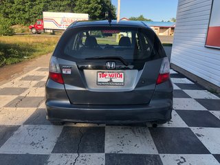 2011  Fit DX-A, CD player, AM-FM radio in COLDBROOK, Nova Scotia - 5 - w320h240px