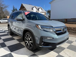 2022 Honda PILOT Touring, keyless entry, backup camera, Bluetooth in Kentville, Nova Scotia - 3 - w320h240px