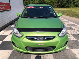 2014 Hyundai Accent GL - a/c heated seats, hands free, XM radio in COLDBROOK, Nova Scotia - 2 - w320h240px