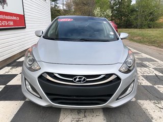 2014 Hyundai Elantra SE w/Tech Pkg - sunroof, power and heated seats in Kentville, Nova Scotia - 2 - w320h240px