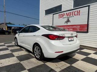 Hyundai ELANTRA GL, Keyless entry, MP3, Cruise control 2015 à Kentville, Nouvelle-Écosse - 6 - w320h240px