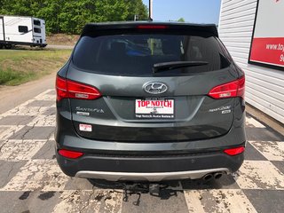 2013 Hyundai Santa Fe Limited - sunroof, reverse cam, heated/vented seat in Kentville, Nova Scotia - 5 - w320h240px