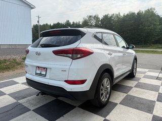 2017 Hyundai TUCSON Luxury, keyless entry, Cruise control, Bluetooth in Kentville, Nova Scotia - 4 - w320h240px