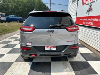 Jeep Cherokee L Plus Pkg, Power Seats, AM-FM Radio, Touchscreen 2017 à COLDBROOK, Nouvelle-Écosse - 5 - w320h240px