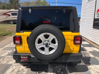 2019 Jeep Wrangler Unlimited Sport - 4WD, reverse camera, hands free, cruise in Kentville, Nova Scotia - 5 - w320h240px