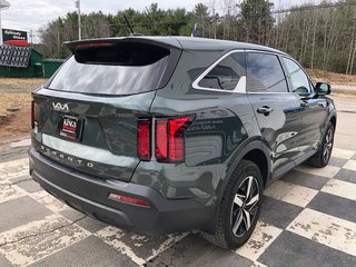 2022 Kia Sorento LX- Heated seats and wheel, Lane Assist, Pwr seats in Kentville, Nova Scotia - 4 - w320h240px