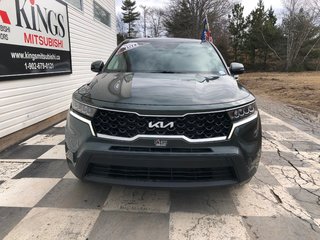 2022 Kia Sorento LX- Heated seats and wheel, Lane Assist, Pwr seats in Kentville, Nova Scotia - 2 - w320h240px