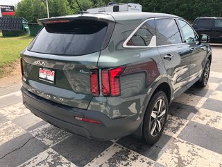 Kia Sorento LX - Heated seats, hands free, reverse camera, a/c 2022 à COLDBROOK, Nouvelle-Écosse - 4 - w320h240px