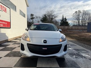 2013 Mazda MAZDA 3 GX, bucket seats in Kentville, Nova Scotia - 2 - w320h240px