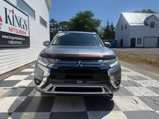 2019 Mitsubishi Outlander PHEV GT S-AWC, keyless entry, backup camera, Bluetooth in COLDBROOK, Nova Scotia - 2 - w320h240px