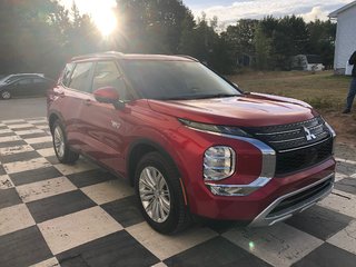 2025  OUTLANDER PHEV LE S-AWC in Kentville, Nova Scotia - 3 - w320h240px