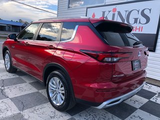 OUTLANDER PHEV SE S-AWC 2025 à Kentville, Nouvelle-Écosse - 6 - w320h240px