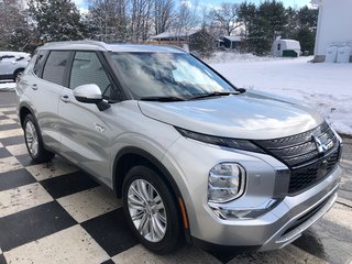 OUTLANDER PHEV SE S-AWC 2025 à Kentville, Nouvelle-Écosse - 3 - w320h240px