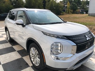 2025 Mitsubishi OUTLANDER PHEV LE S-AWC in Kentville, Nova Scotia - 3 - w320h240px
