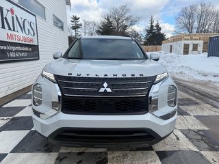 Mitsubishi Outlander Plug-In Hybrid ES 2025 à Kentville, Nouvelle-Écosse - 2 - w320h240px