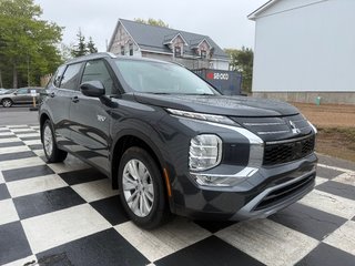 2026 Mitsubishi Outlander Plug-in Hybrid SE S-AWC in Kentville, Nova Scotia - 3 - w320h240px