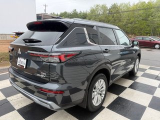 2026 Mitsubishi Outlander Plug-in Hybrid SE S-AWC in Kentville, Nova Scotia - 4 - w320h240px