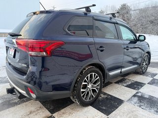 2016 Mitsubishi OUTLANDER SE, keyless entry, Cruise control, Bluetooth in Kentville, Nova Scotia - 4 - w320h240px
