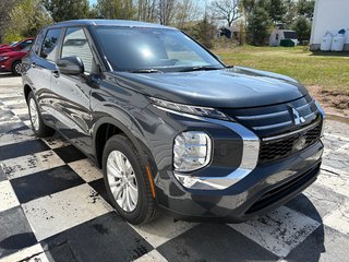 2025 Mitsubishi Outlander ES S-AWC in Kentville, Nova Scotia - 3 - w320h240px