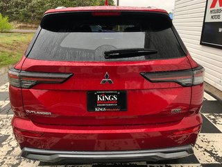 2025 Mitsubishi Outlander SEL S-AWC in Kentville, Nova Scotia - 5 - w320h240px