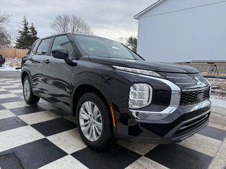 2025 Mitsubishi Outlander ES S-AWC in Kentville, Nova Scotia - 3 - w320h240px