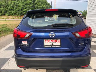 Nissan Qashqai S - Reverse Camera, ECO Mode, AUX Port 2017 à Kentville, Nouvelle-Écosse - 5 - w320h240px