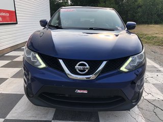 Nissan Qashqai S - Reverse Camera, ECO Mode, AUX Port 2017 à Kentville, Nouvelle-Écosse - 2 - w320h240px