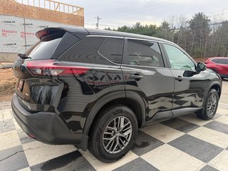Nissan Rogue S, keyless entry, backup cam, nav 2021 à Kentville, Nouvelle-Écosse - 4 - w320h240px