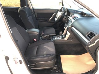 Subaru Forester - heated seats - all wheel drive - 2015 à COLDBROOK, Nouvelle-Écosse - 3 - w320h240px