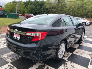 2014 Toyota Camry XLE- Full leather, Heated seats, Sunroof in Kentville, Nova Scotia - 4 - w320h240px