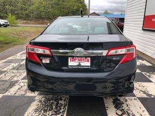 2014 Toyota Camry XLE- Full leather, Heated seats, Sunroof in Kentville, Nova Scotia - 5 - w320h240px