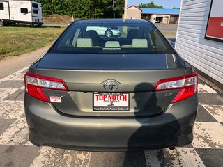 2014 Toyota Camry LE - low kms, reverse camera, hands free, cruise in COLDBROOK, Nova Scotia - 5 - w320h240px