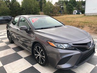 2020 Toyota Camry Hybrid LE - Reverse Camera, Push Start, Power Windows in Kentville, Nova Scotia - 3 - w320h240px