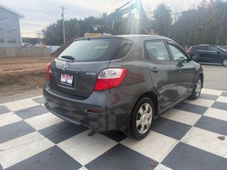 Toyota COROLLA Matrix, Heated Mirrors, Cloth Bucket Seats 2010 à COLDBROOK, Nouvelle-Écosse - 4 - w320h240px