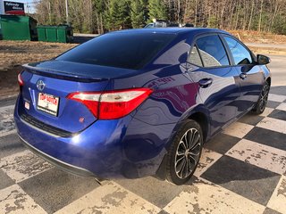 2016 Toyota Corolla S - sunroof, manual, bluetooth, cruise control in Kentville, Nova Scotia - 4 - w320h240px