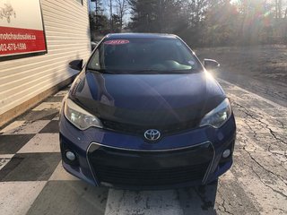 2016 Toyota Corolla S - sunroof, manual, bluetooth, cruise control in Kentville, Nova Scotia - 2 - w320h240px