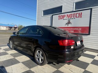 2014 Volkswagen JETTA Comfortline, Keyless entry, MP3, Cruise control in COLDBROOK, Nova Scotia - 6 - w320h240px