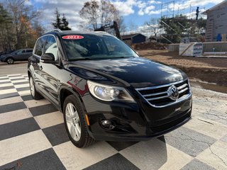 2011 Volkswagen TIGUAN Trendline, Keyless entry, Moonroof, 2.0L turbo in COLDBROOK, Nova Scotia - 3 - w320h240px
