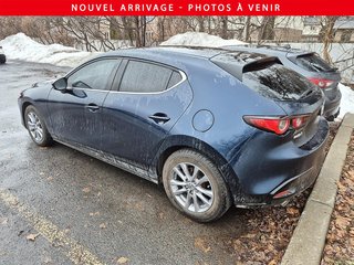 Mazda3 Sport GX 2022