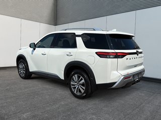 Nissan Pathfinder SL AWD 2022