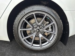Tesla Model 3 BASE 2023