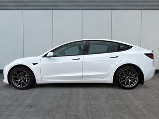 Tesla Model 3 BASE 2023
