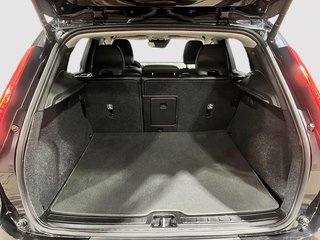 Volvo XC40 Momentum 2022