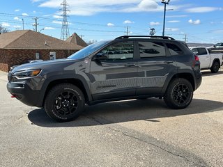 2023  Cherokee Trailhawk in Mont-Laurier, Quebec - 2 - w320h240px