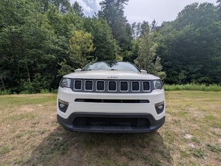 2018 Jeep Compass North in Mont-Laurier, Quebec - 3 - w320h240px