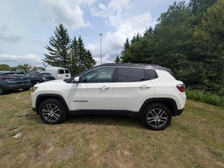 2018 Jeep Compass North in Mont-Laurier, Quebec - 5 - w320h240px