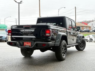 2023 Jeep Gladiator Willys in Mont-Laurier, Quebec - 2 - w320h240px