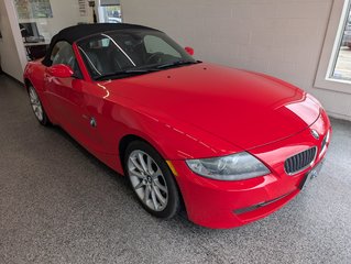 BMW Z4 3.0i CONVERTIBLE, 2006 à Magog, Québec - 3 - w320h240px