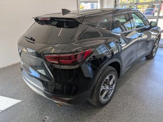 Chevrolet Blazer LT AWD, 2023 à Magog, Québec - 3 - w320h240px